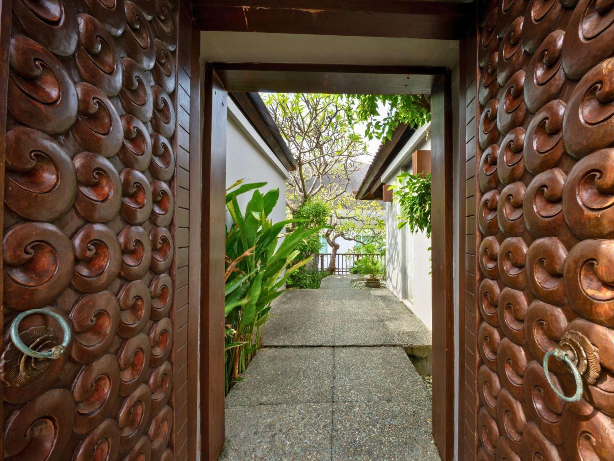 Mercure Kuta Lombok Exterior foto